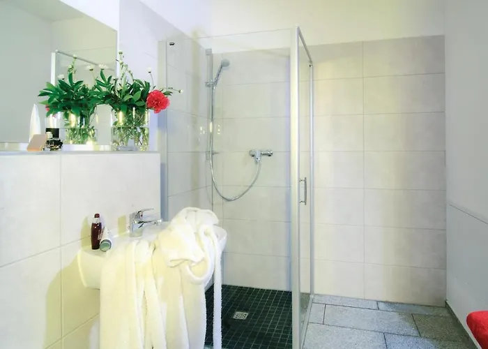 بيت للعطل 2 Bedroom Lovely In